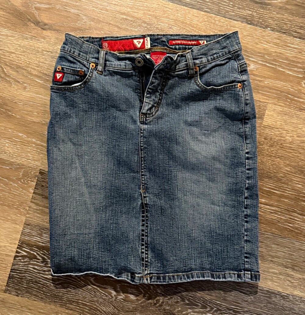GUESS Blue Solid Denim Mini Skirt Womens Size 24 Pockets Button Logo Accent